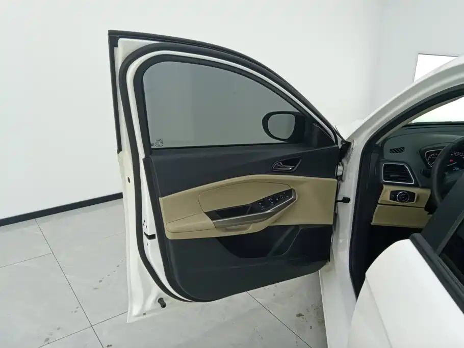 Ford Escort — миниатюра 7