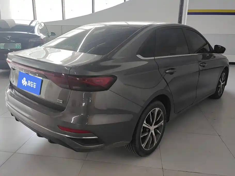 Geely Emgrand — миниатюра 3