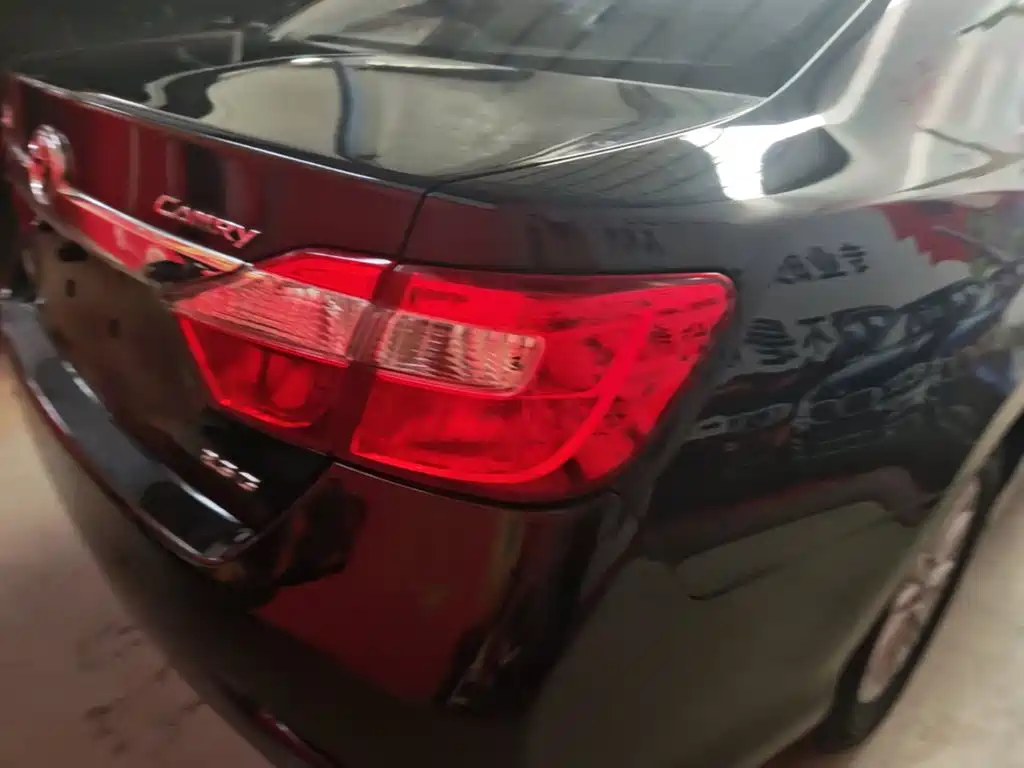 Toyota Camry — миниатюра 8