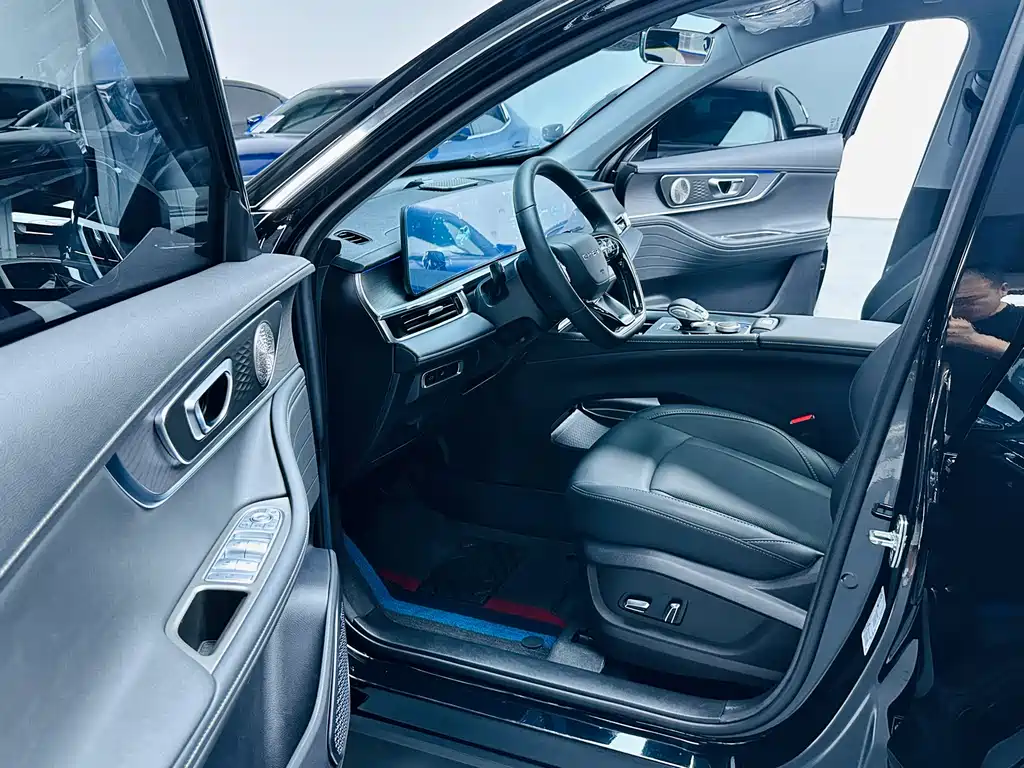Chery 8 PRO 2025 290T Luxury