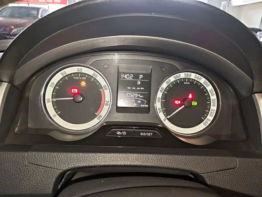 Skoda Rapid — миниатюра 12