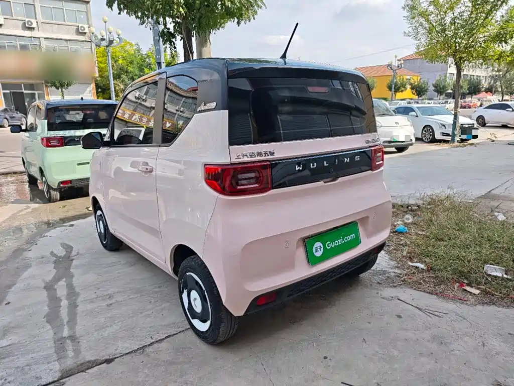 Wuling MINIEV — миниатюра 5
