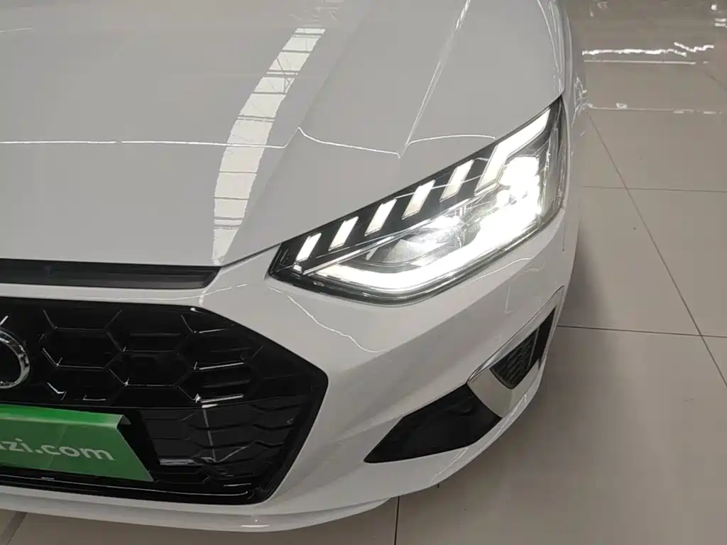 Audi A4L — миниатюра 24