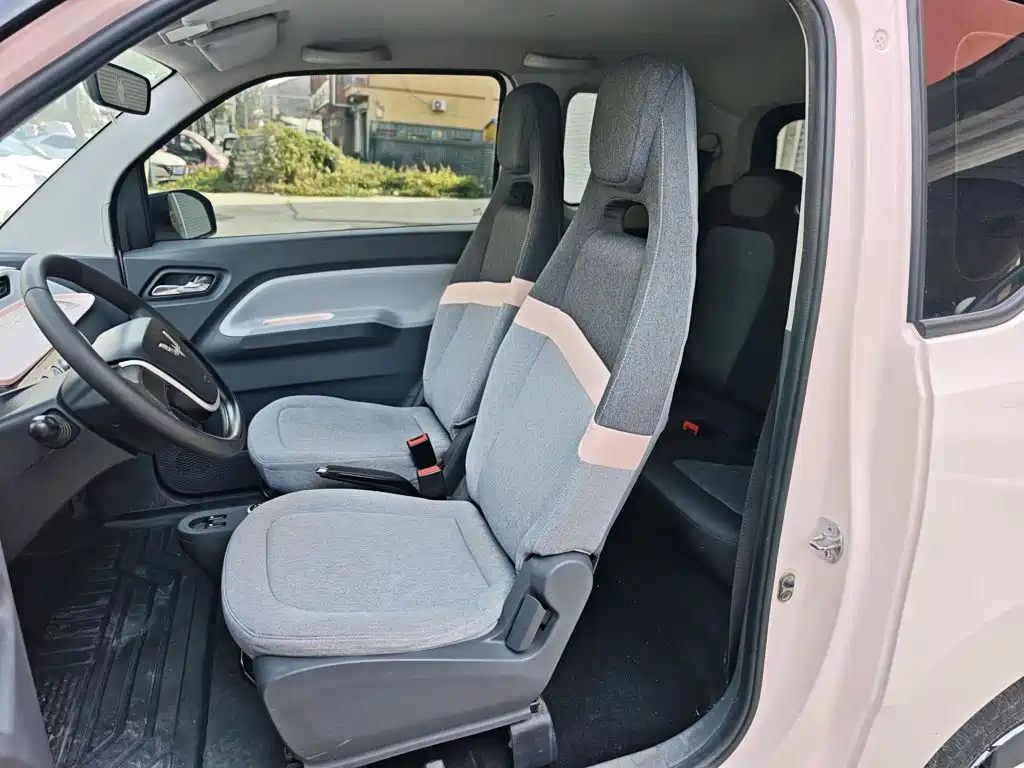 Wuling MINIEV — миниатюра 15