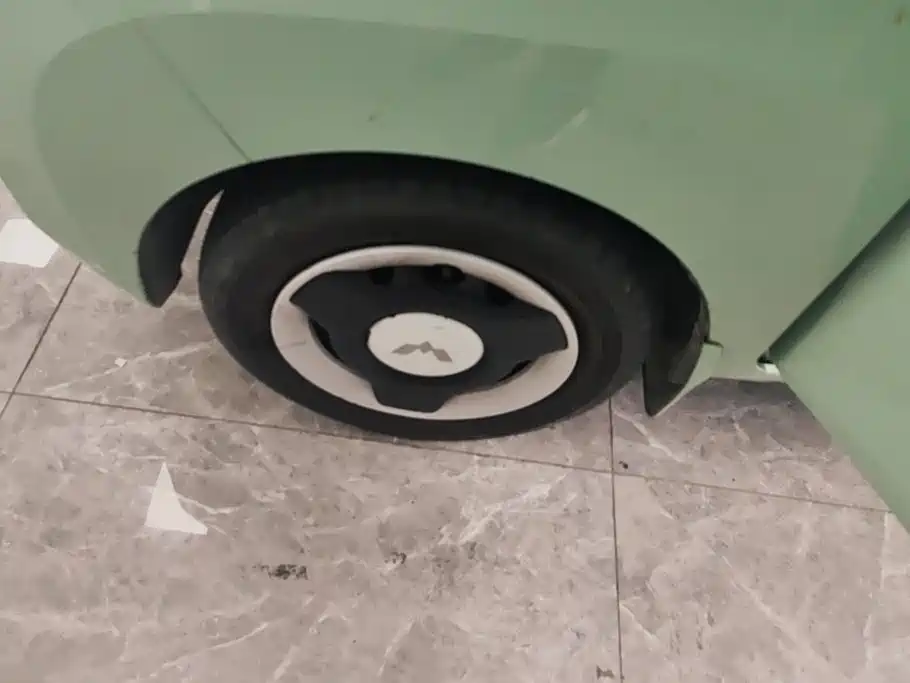 Wuling MINIEV — миниатюра 6