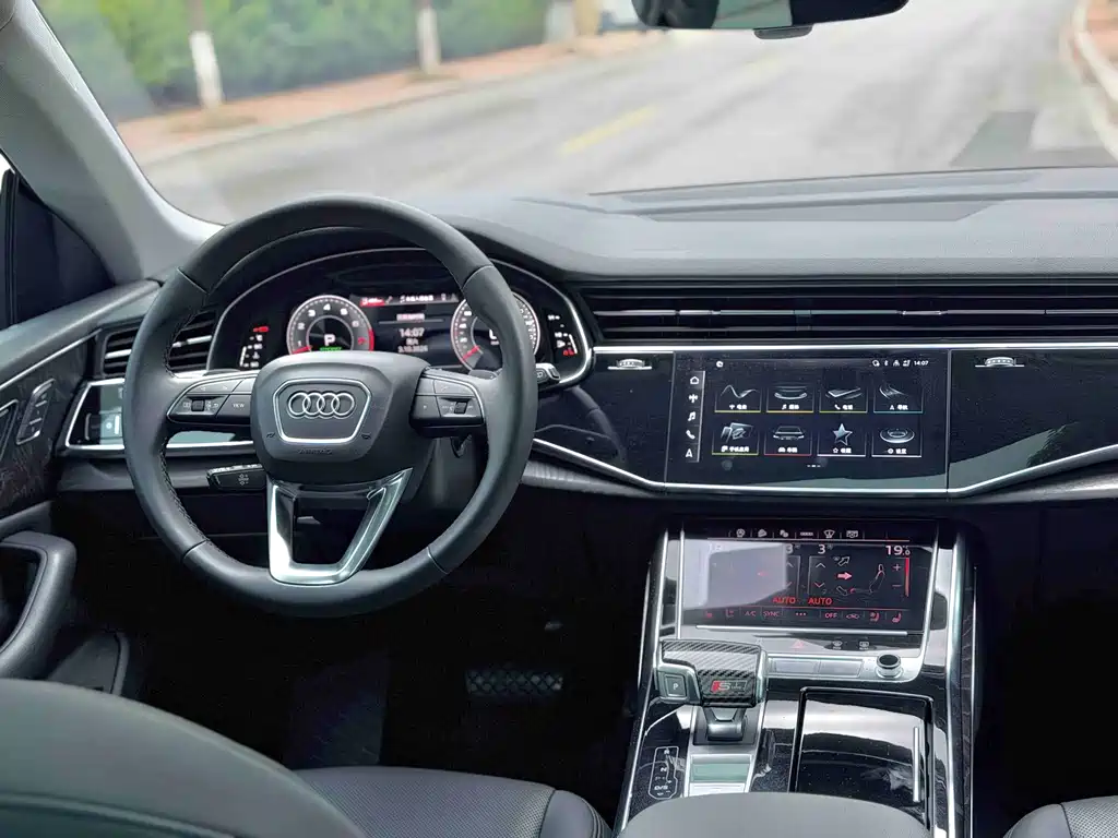 Audi Q8 — миниатюра 5