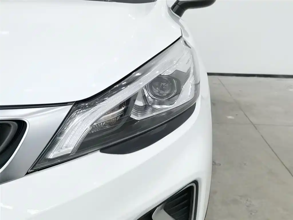 GEELY AUTOMOBILE EMGRAND GS