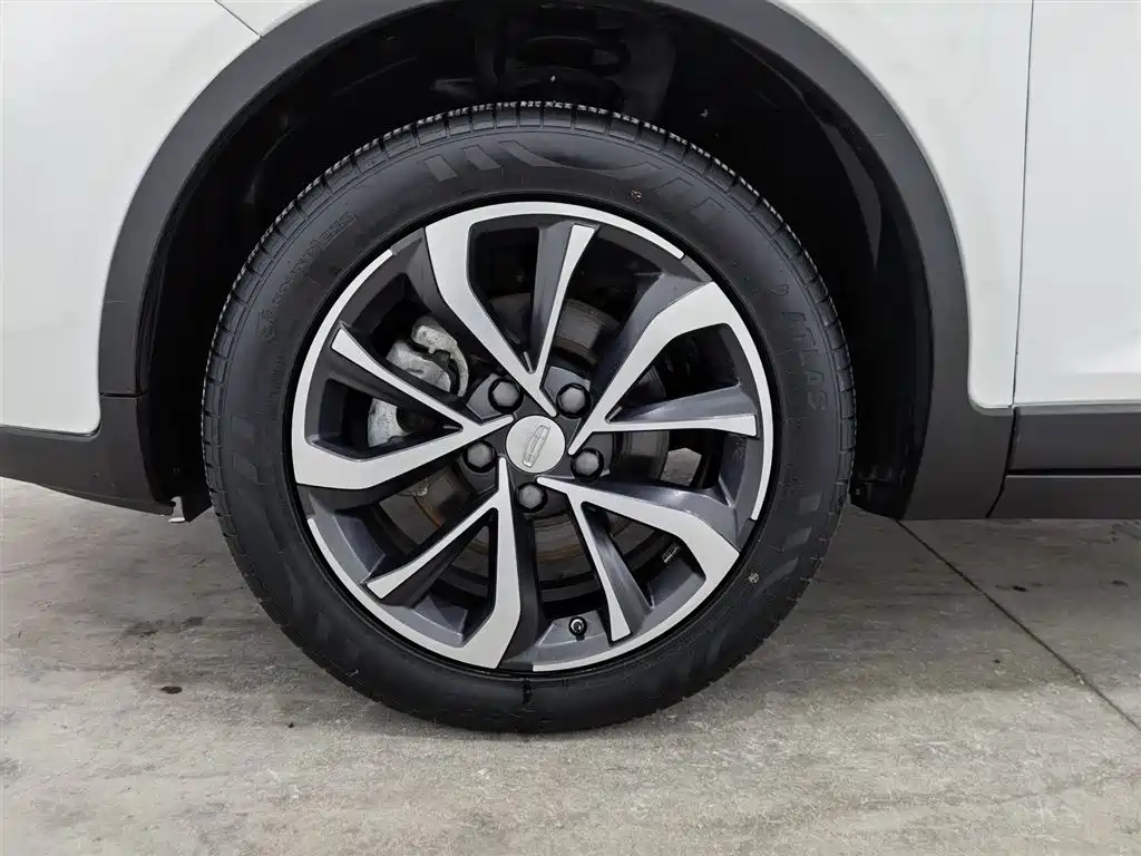 GEELY AUTOMOBILE EMGRAND GS