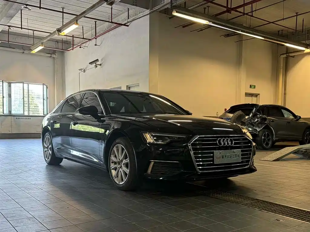 Audi A6L 2021 40 TFSI Luxury