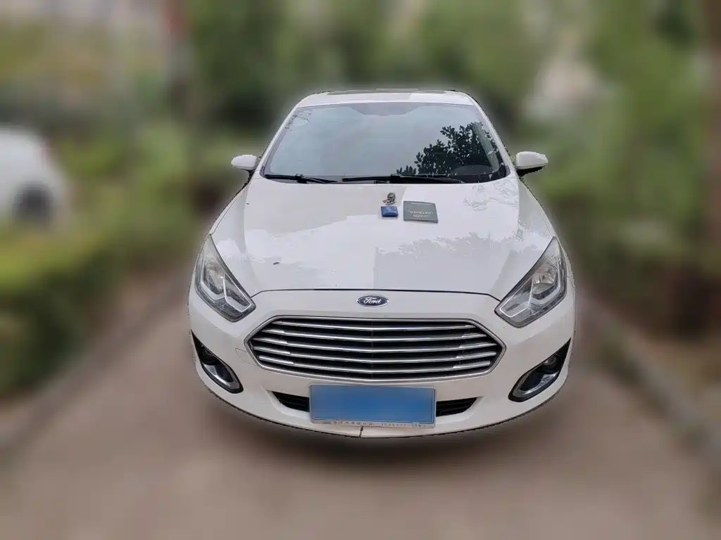 Ford Escort — миниатюра 2