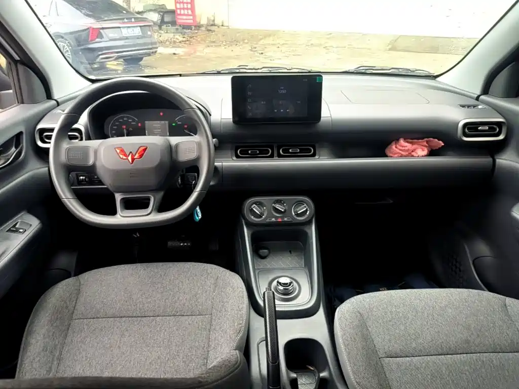 Wuling Hongguang EV — миниатюра 10