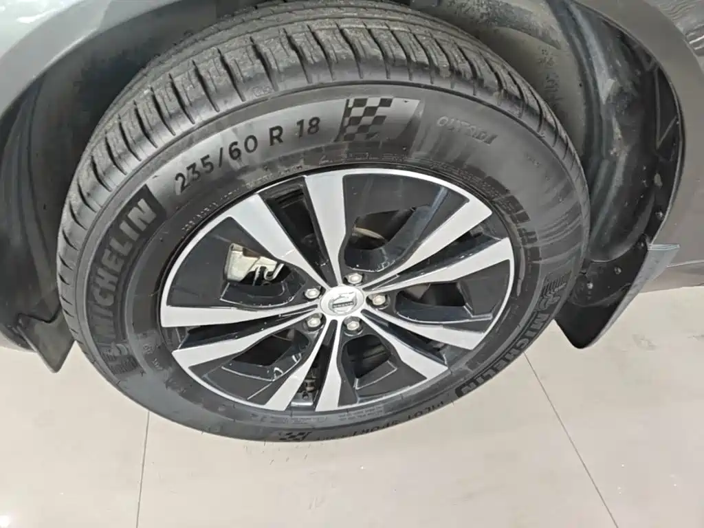 Volvo XC60 — миниатюра 23