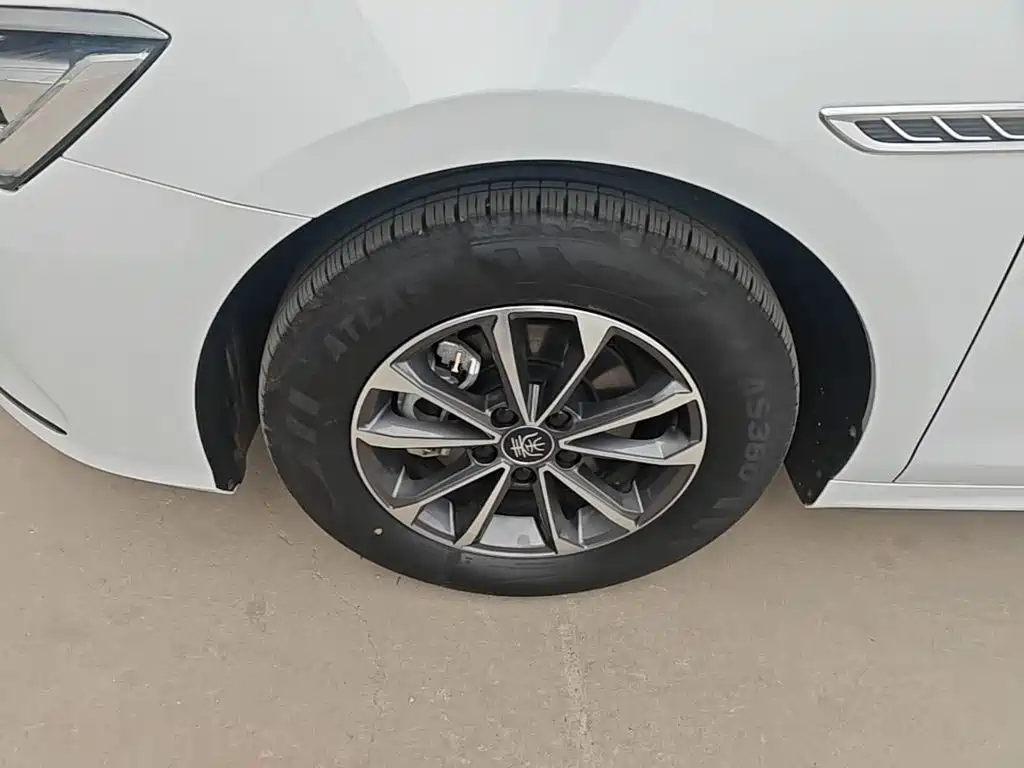 BYD Qin PLUS — миниатюра 23