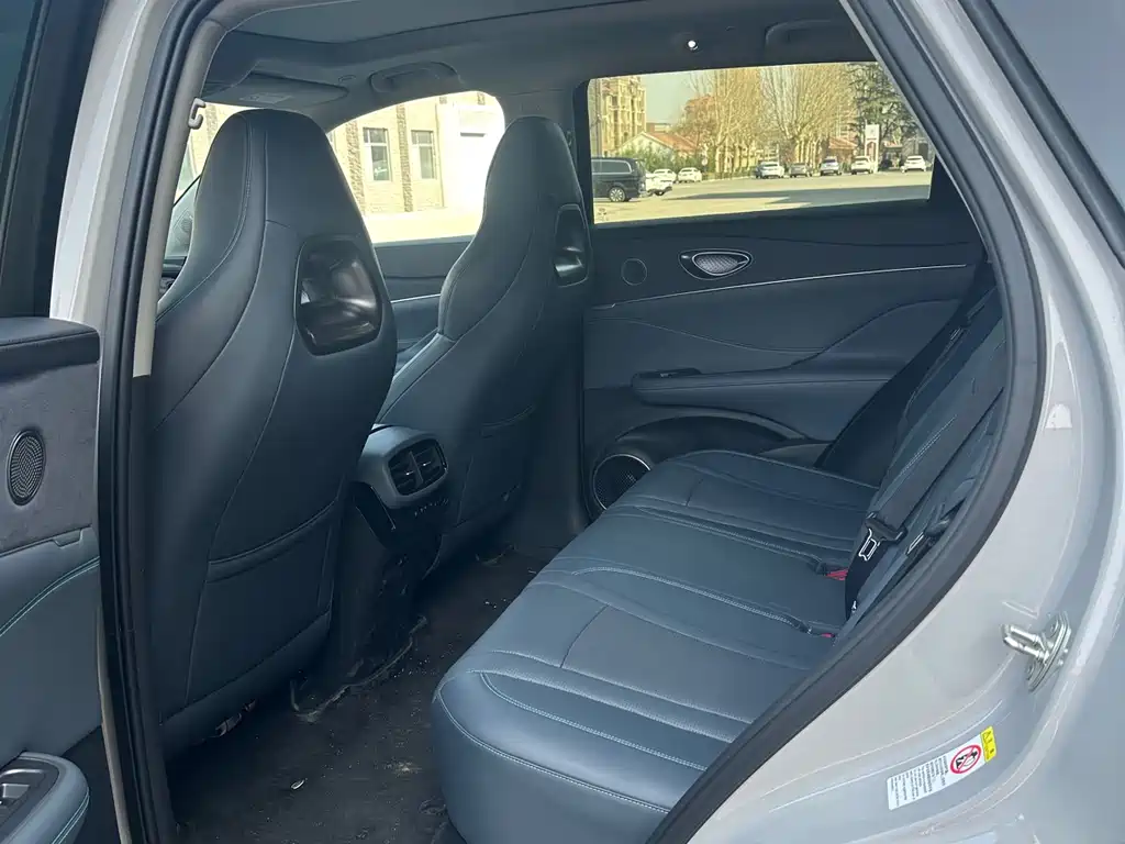 BYD SEA LION 07 DM I