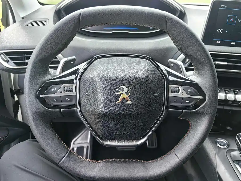 Peugeot 4008 — миниатюра 6