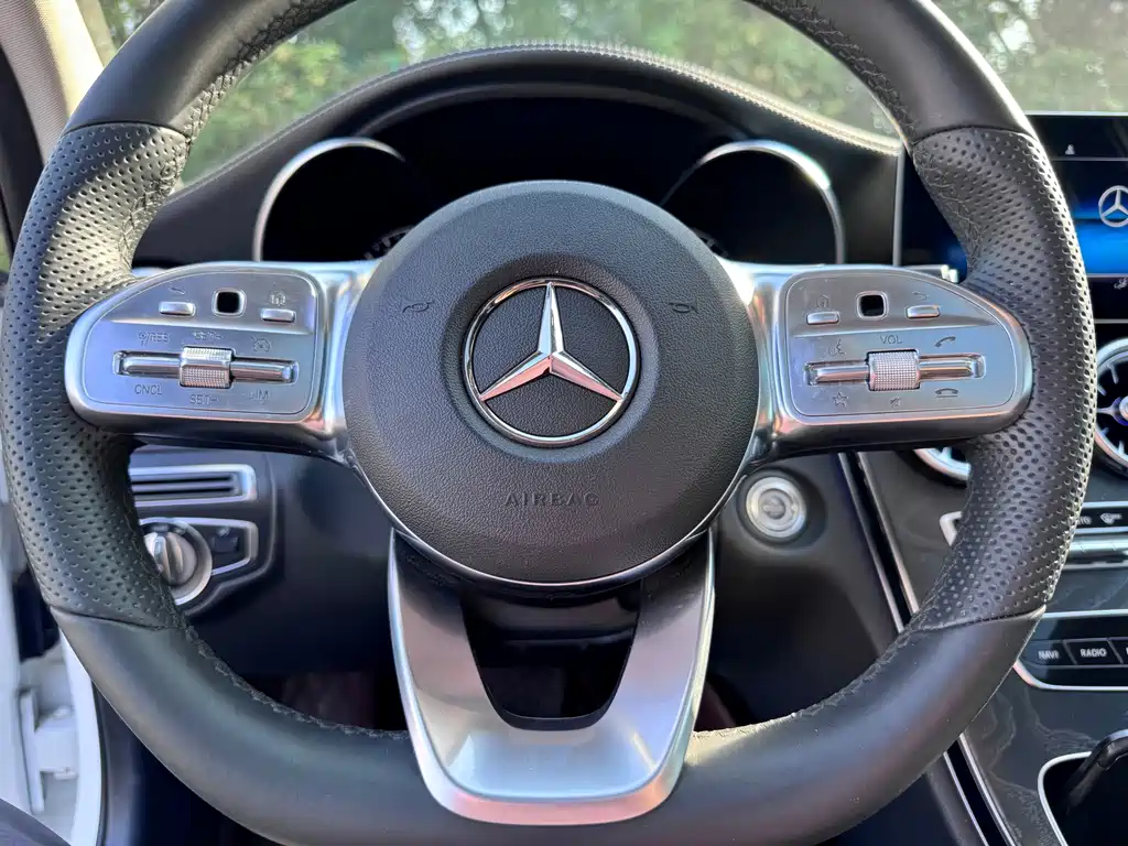 Mercedes-Benz C-Class — миниатюра 11