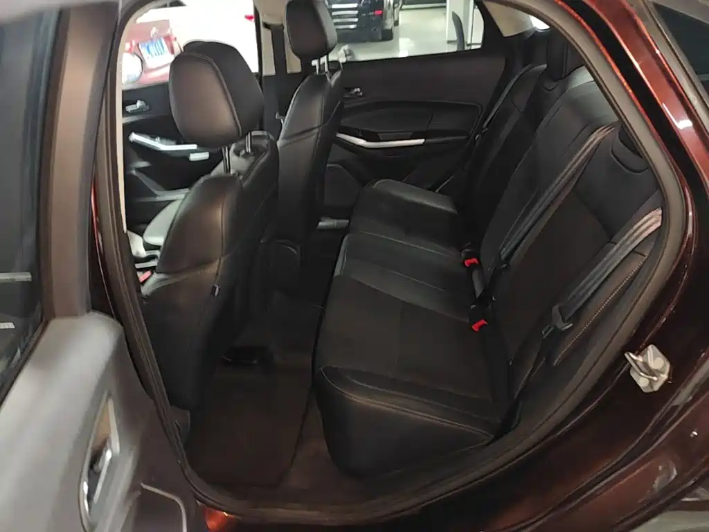Ford Escort — миниатюра 17