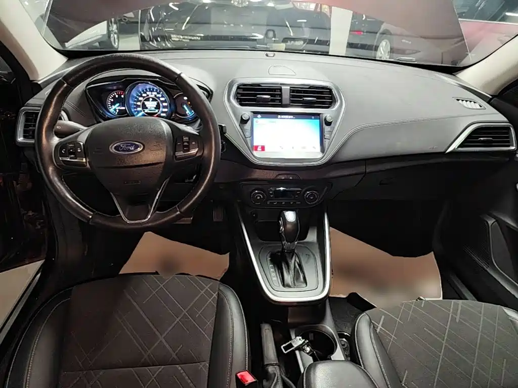 Ford Escort — миниатюра 10