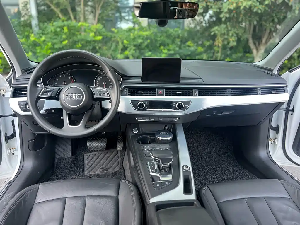 Audi A4L — миниатюра 4