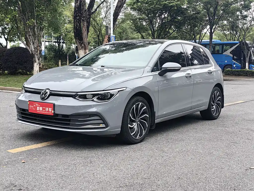 Volkswagen Golf 2022