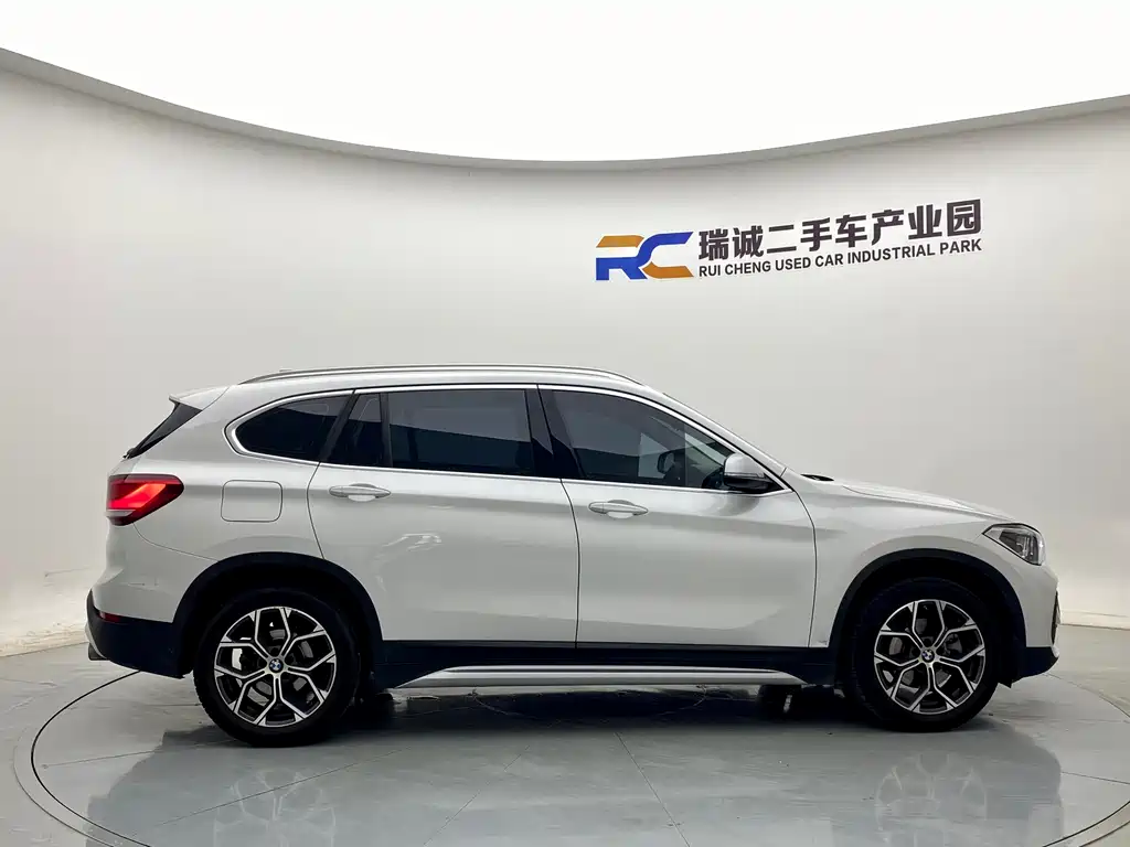 BMW X1 2021 sDrive20Li Premium