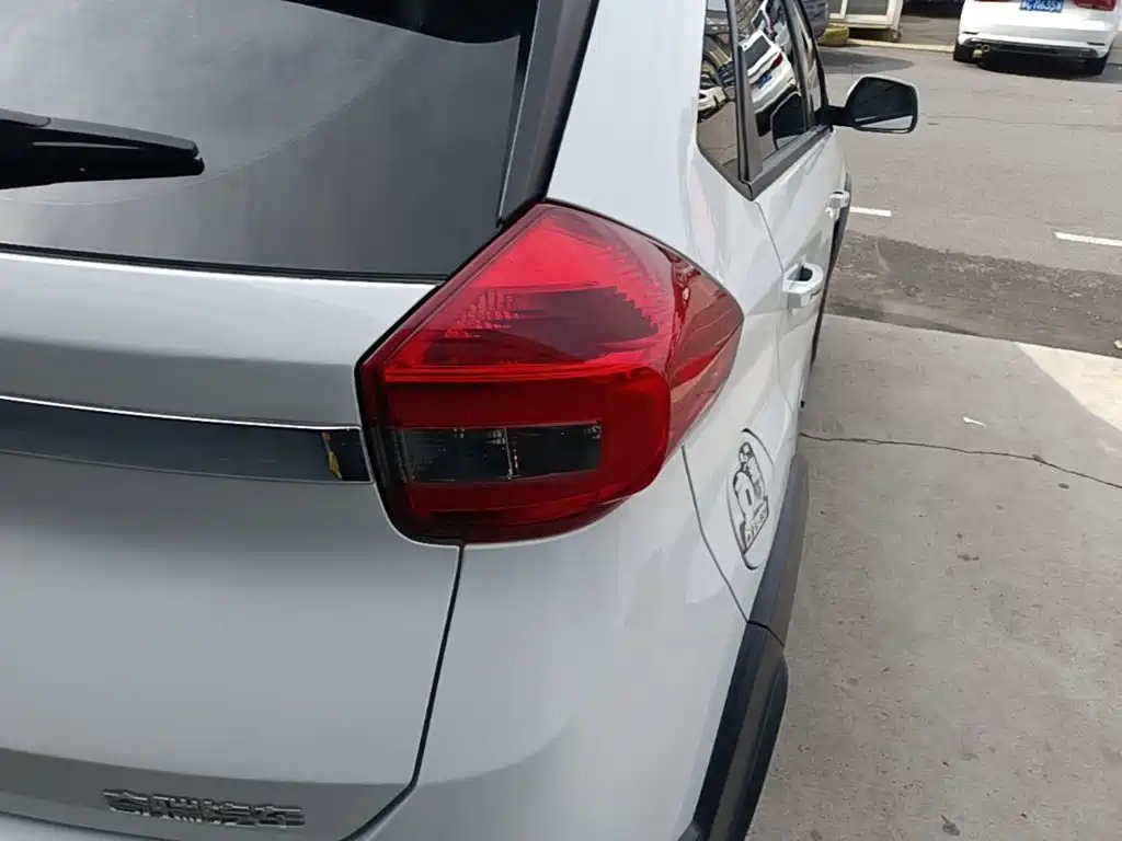 Chery Tiggo 3x — миниатюра 8
