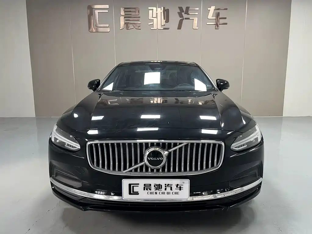 Volvo S90 — миниатюра 2