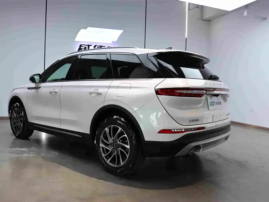 Lincoln Corsair 2021 2.0T