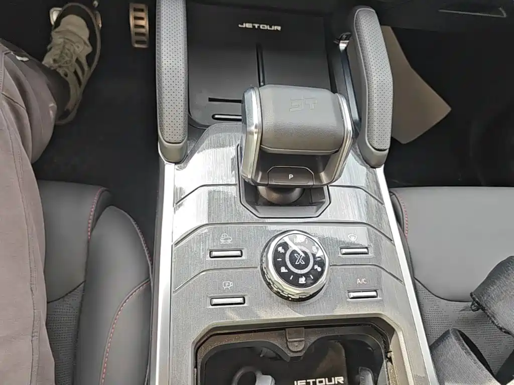 Jetour Traveller — миниатюра 14