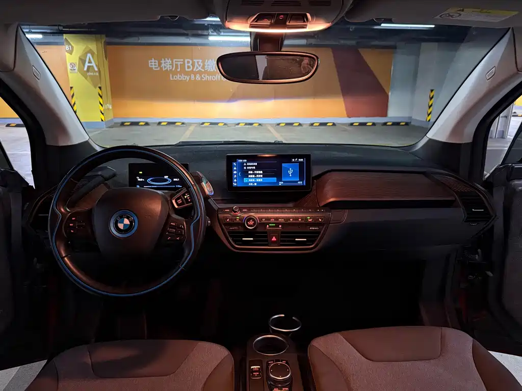 BMW i3 (Import) — миниатюра 7