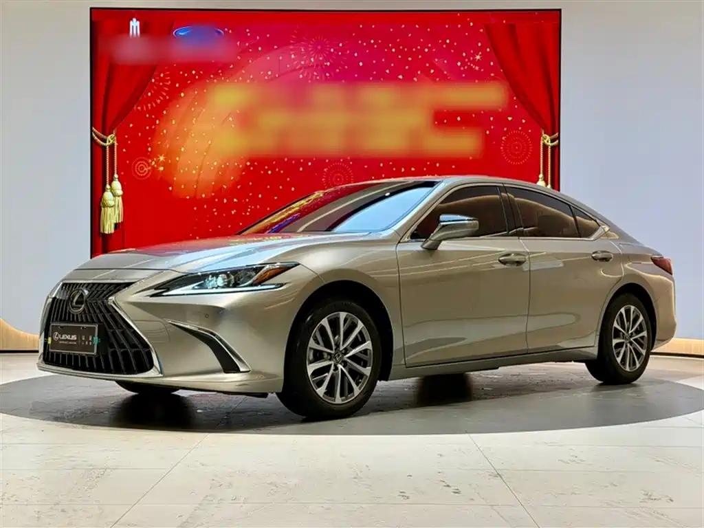 Lexus ES 2023
