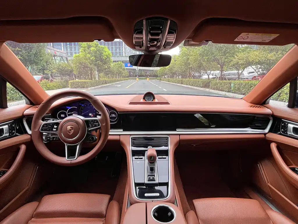 Porsche Panamera Hybrid — миниатюра 5