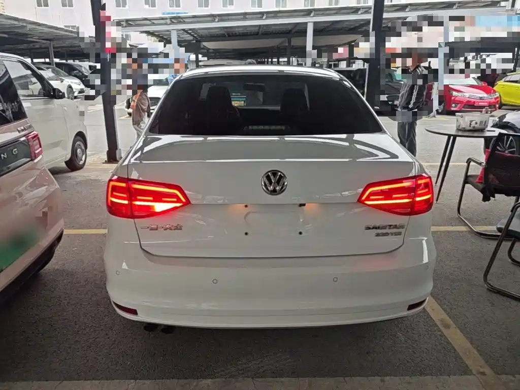 Volkswagen Sagitar — миниатюра 6