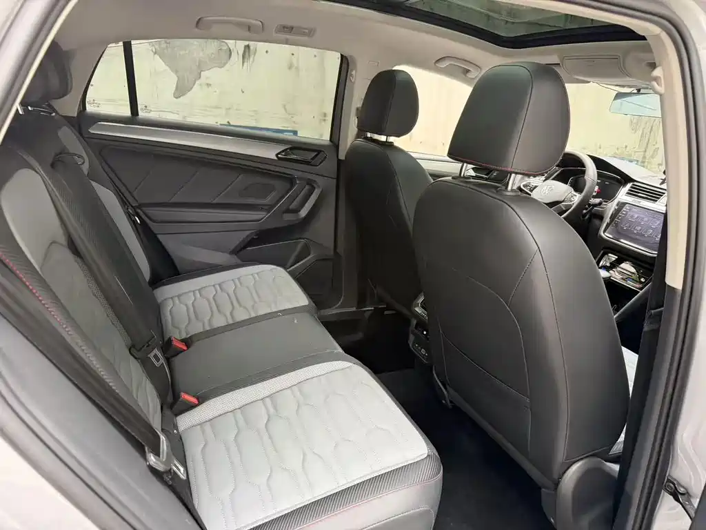 Volkswagen Tiguan X — миниатюра 11