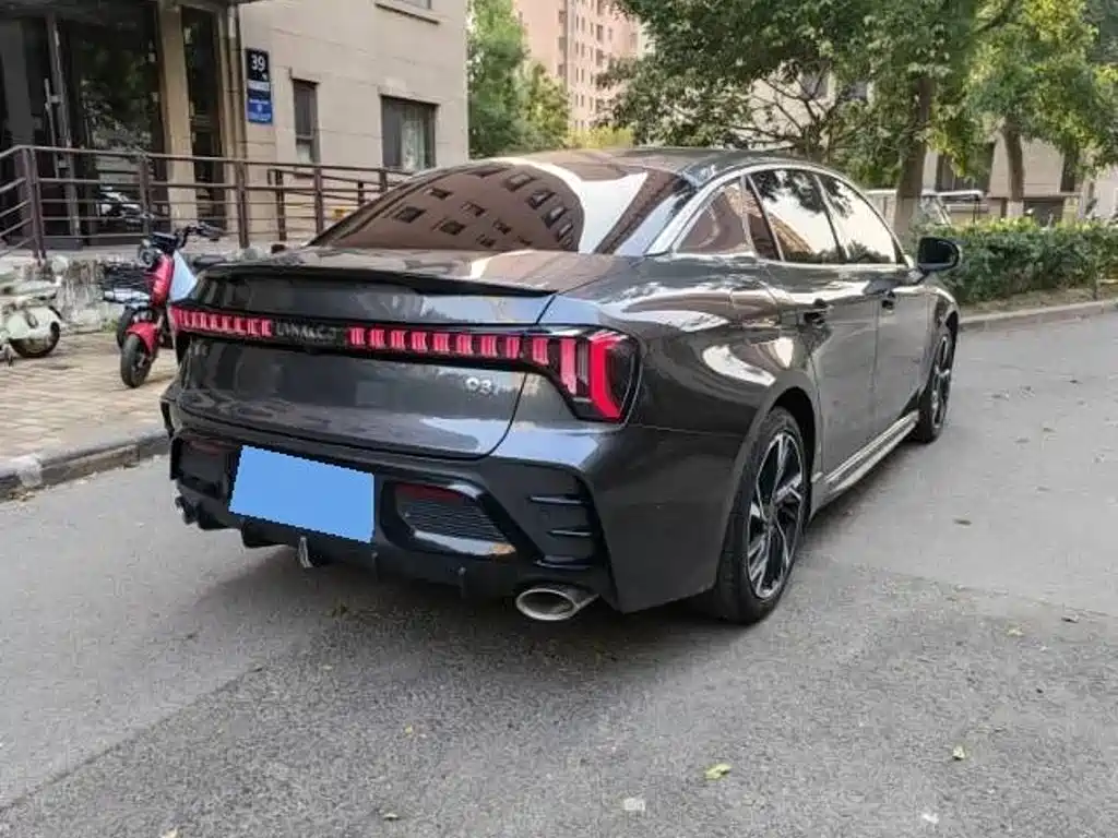 Lynk & Co 03 — миниатюра 4