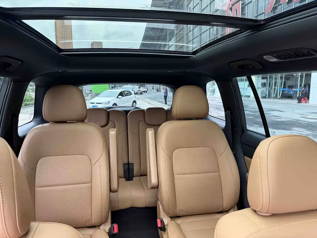 Li Auto Li ONE — миниатюра 14
