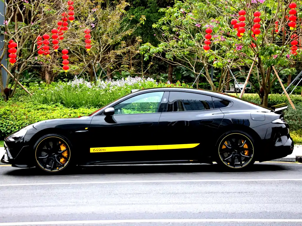 XIAOMI CAR XIAOMI SU7 ULTRA