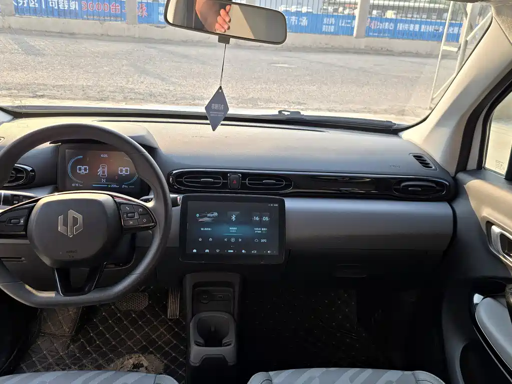 Leapmotor Leapmotor T03 — миниатюра 6