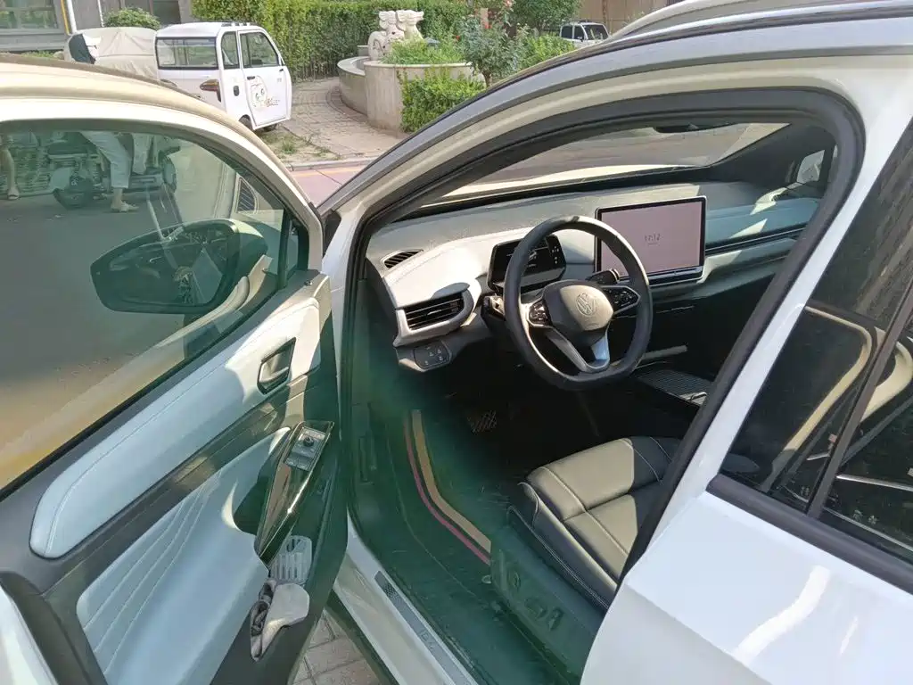 Volkswagen ID.4 X — миниатюра 12