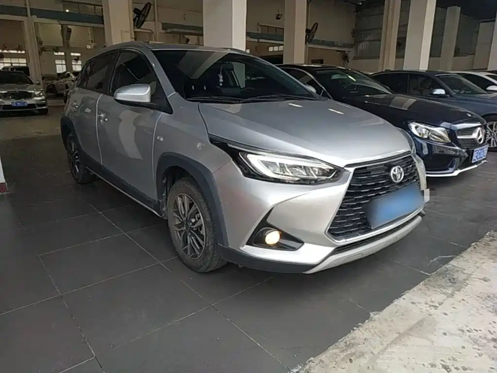 Toyota Yaris L — миниатюра 4