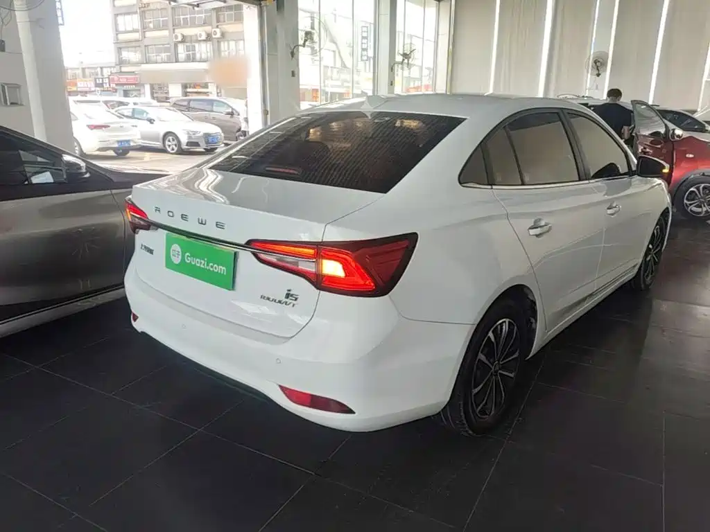 Roewe i5 — миниатюра 7