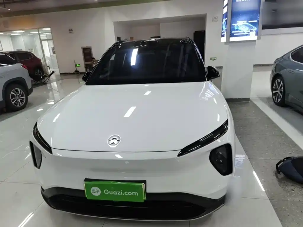 NIO ES6 — миниатюра 3