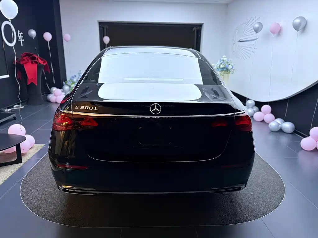 Mercedes-Benz E-Class E 2025 E 300 L Fashion