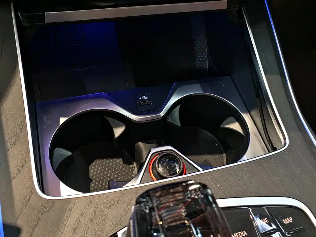 BMW X7 — миниатюра 14