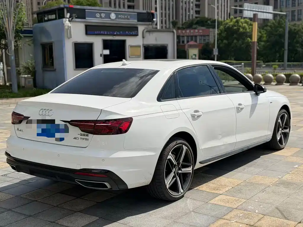 Audi A4L — миниатюра 4