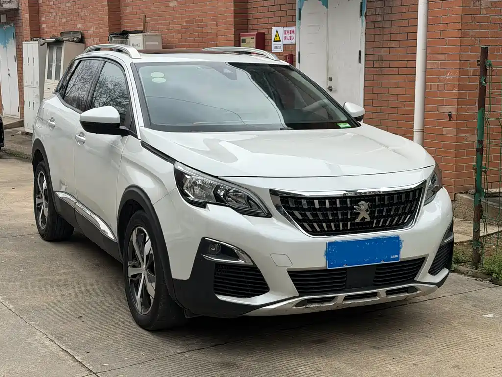PEUGEOT 4008