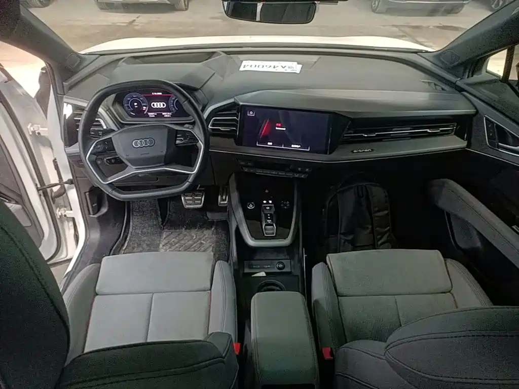 Audi Q5 e-tron — миниатюра 10