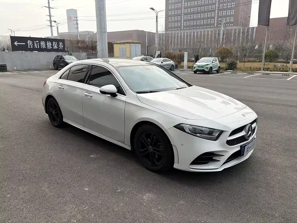 MERCEDES-BENZ A CLASS