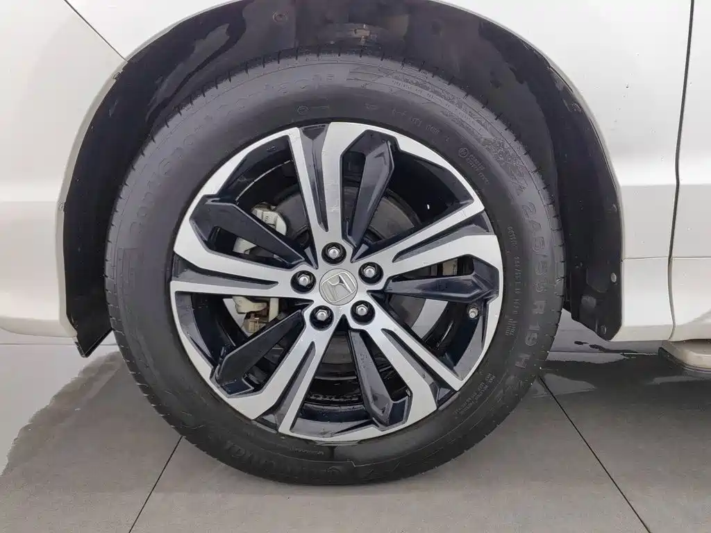Honda UR-V — миниатюра 17