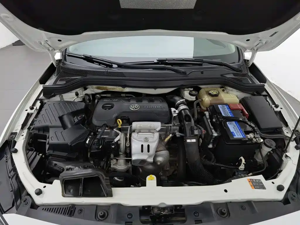 Buick Excelle — миниатюра 6